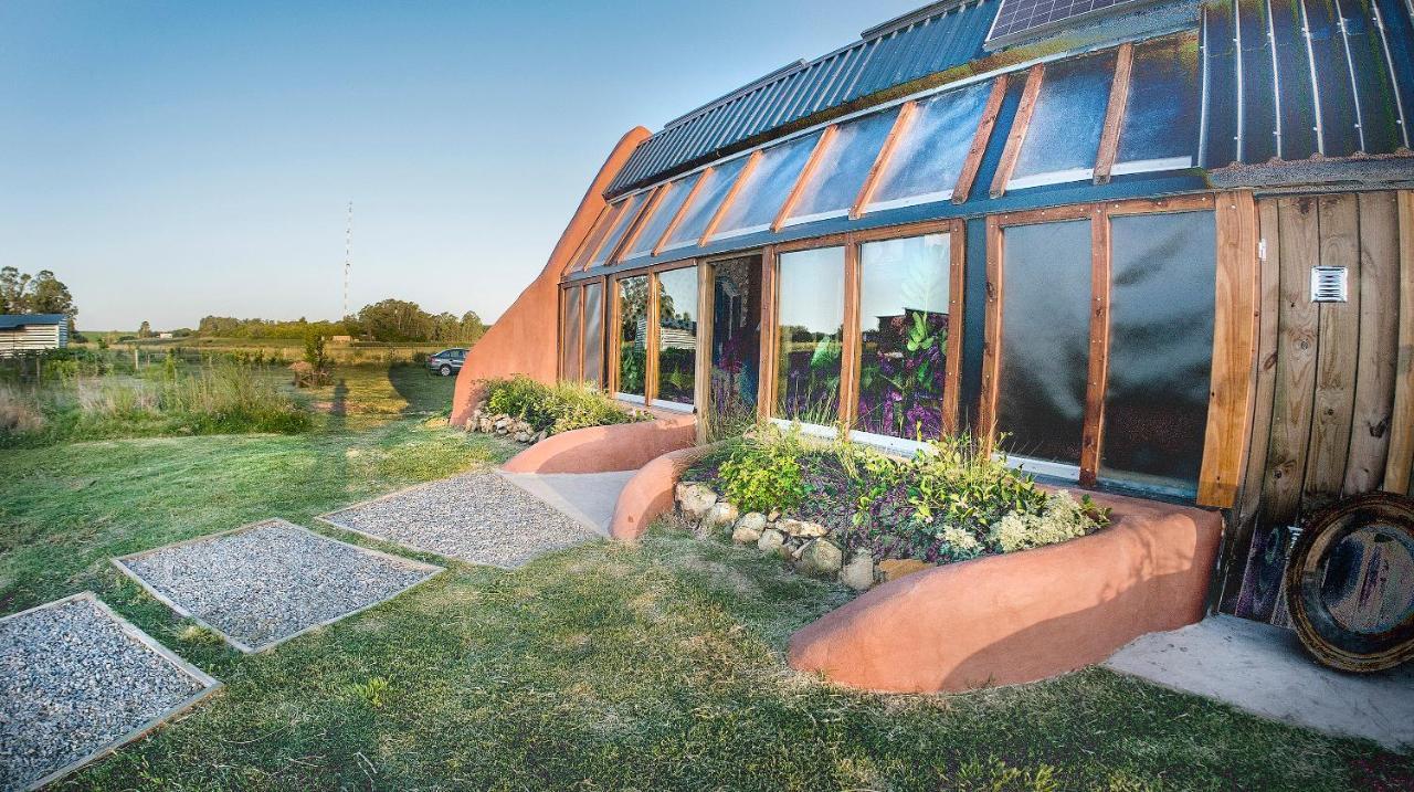 Caliu Earthship Ecolodge Colonia del Sacramento Exterior photo